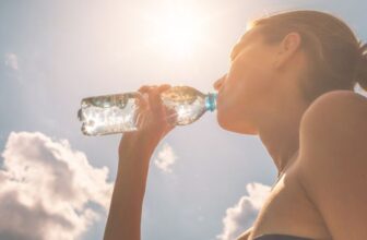 How to Keep Your Skin Hydrated and Glowing All Year Round